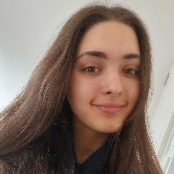 Maggie's Profile Picture