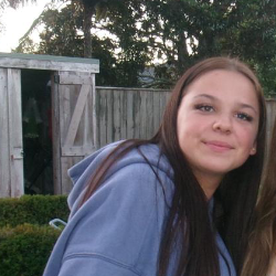 Ella's Profile Picture